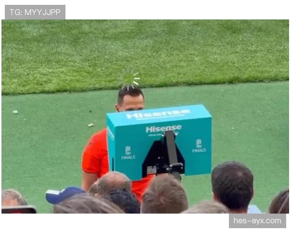 假摔判罚为何经常被VAR忽视，规则到底怎么判定？